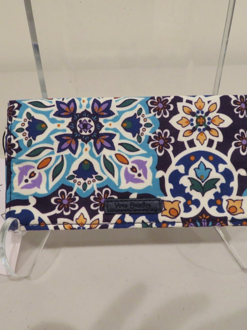 Vera Bradley Lisbon Medallion Cool Checkbook Cover